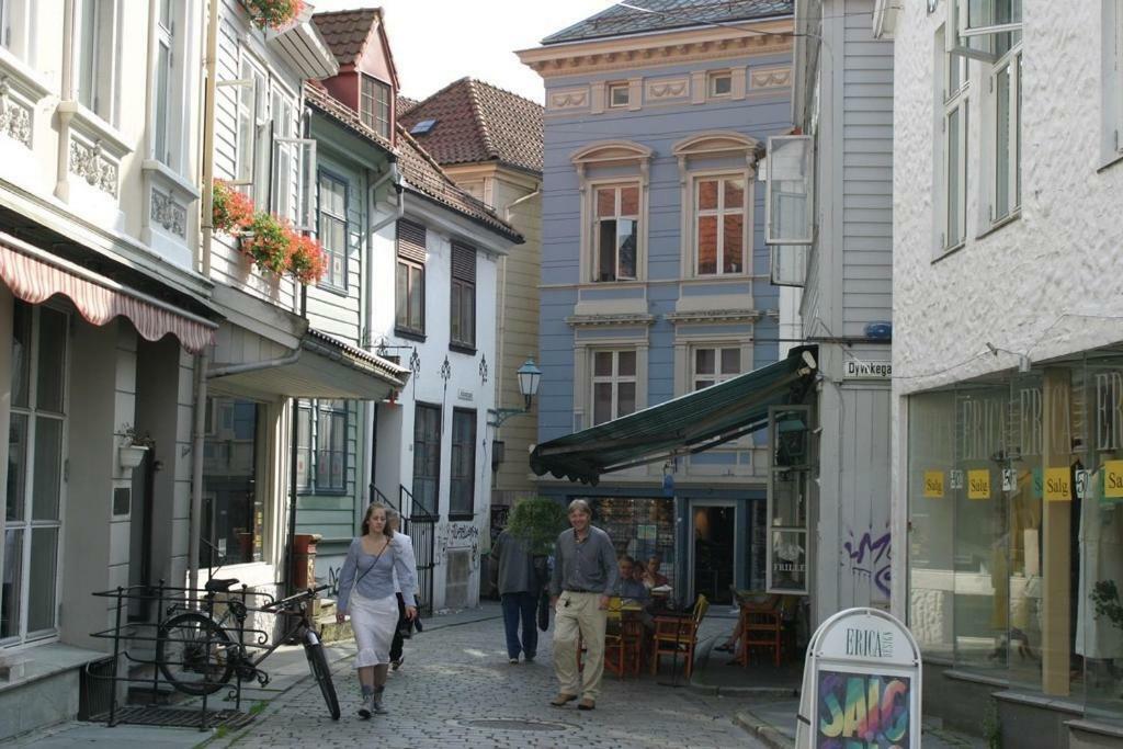 Central Location In The Heart Of Historic Bergen Exterior foto